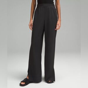 Lululemon Stretch Woven Wide-Leg High-Rise Pant